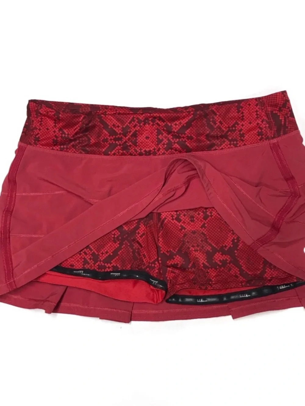 Lululemon Pace Rival Skirt II Size 10 Cranberry